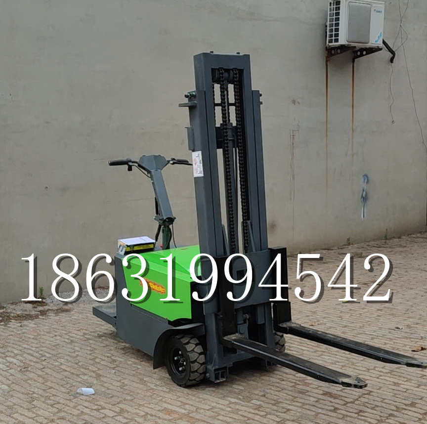 竹塘乡优程全电动叉车插腿式堆高车液压装卸车1.5吨升高小型站驾式铲车